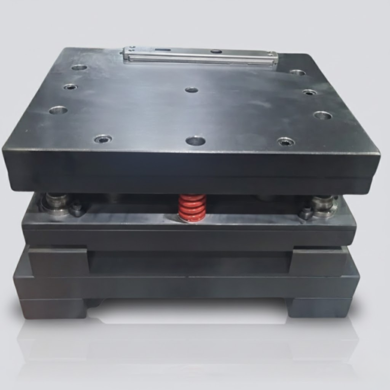 قالب تشكيل معادن